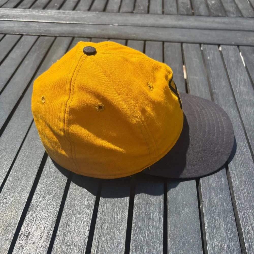 Roman Pro Pittsburgh Pirates Hat Mens 7 1/4 Yellow Black Used Vintage Fitted